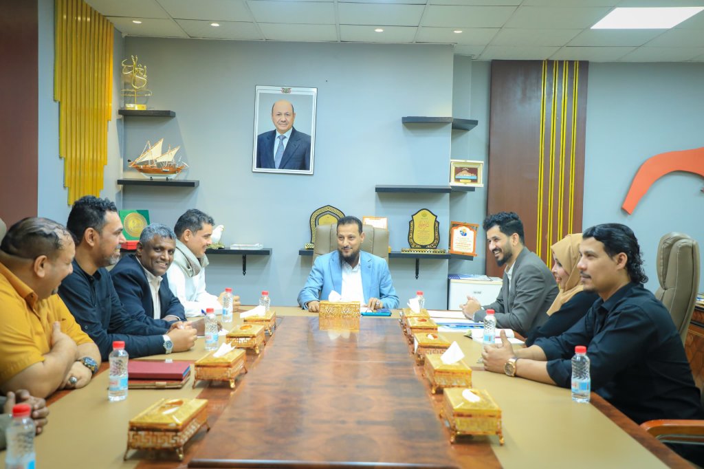 المحافظ عبد الرحمن شيخ: حريصون على دعم العمل المدني الهادف خدمة عدن وأبنائها