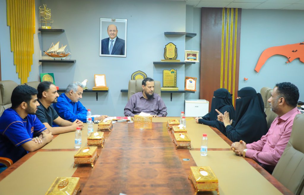 المحافظ عبدالرحمن شيخ يؤكد دعم وتمكين السلطة المحلية لذوي الهمم المحافظ عبدالرحمن شيخ يؤكد دعم وتمكين السلطة المحلية لذوي الهمم