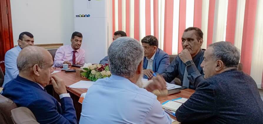 جامعة عدن تناقش مستوى إنجاز متطلبات الاعتماد الأكاديمي في كلياتها