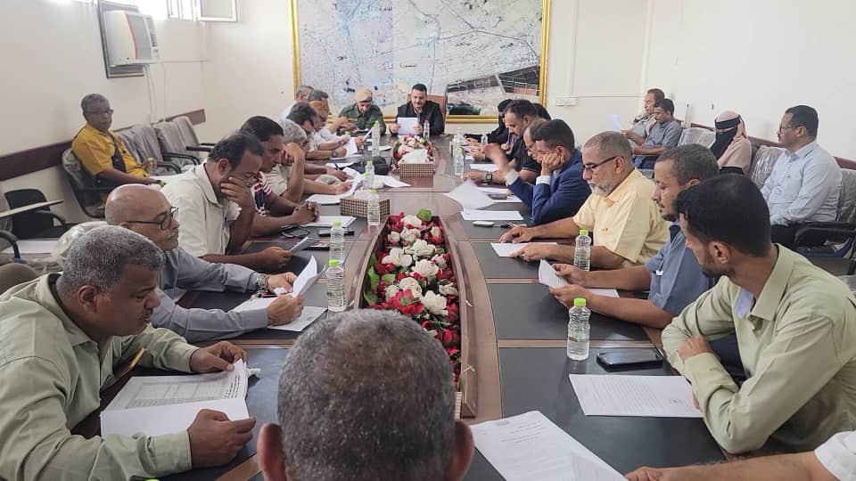 مأمور المنصورة يشيد بأداء عدد من المكاتب التنفيذية في رفع مستوى تحصيل الإيرادات المالية